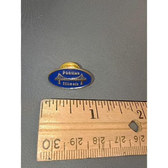Vtg‎ Pontiac Illinois Bridge Oval Blue Enamel Lapel Pin Tack Gold Tone Souvenir - Picture 2 of 4